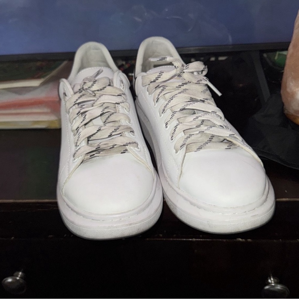 White Alexander Mcqueens size 10 used about 2-3 years old no scuffes/rips